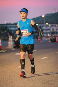 BIB: 606
                            <button type="button" onclick="openModal(3393375)" class="btn btn-primary btn-sm float-right btn-popup" data-toggle="modal" data-target=".modal-high-quality">
                        <i class="fas fa-shopping-cart"></i> Add to Cart
                    </button>
                                            <button type="button" onclick="isThisMe(3393375, true)" class="btn btn-success btn-sm float-right btn-popup btn-isme hidden" data-toggle="tooltip" data-placement="bottom" title="นี่คือรูปของคุณใช่ไหม คลิกที่นี่เพื่อเอาเข้าอัลบั้ม">
                        <i class="fas fa-plus"></i> Add to album
                    </button>
                    <button type="button" onclick="isThisMe(3393375, false)" class="btn btn-warning btn-sm float-right btn-popup btn-isnotme hidden">
                        <i class="fas fa-ban"></i> Remove from album
                    </button>